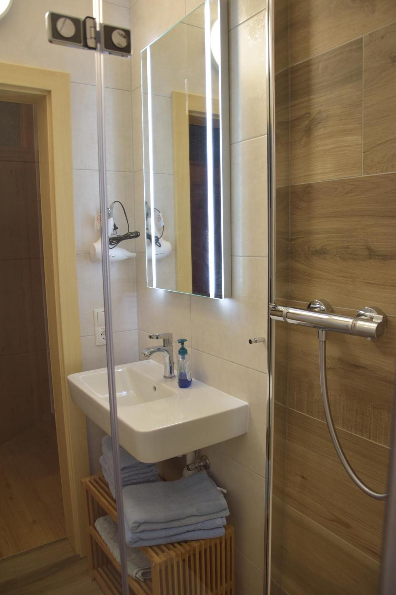Loeschenbrandhof Apartment Митерзил Стая снимка